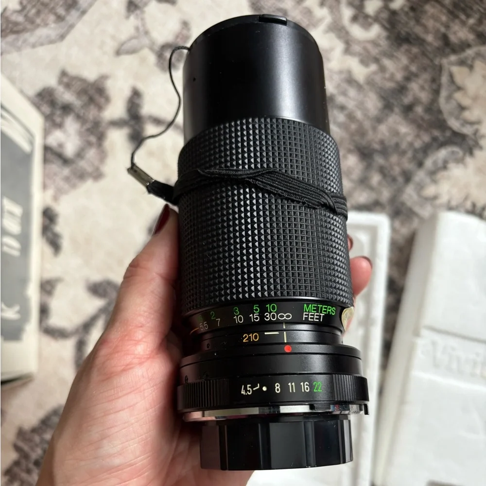 Vivitar 70-210mm f4.5 Lens - White